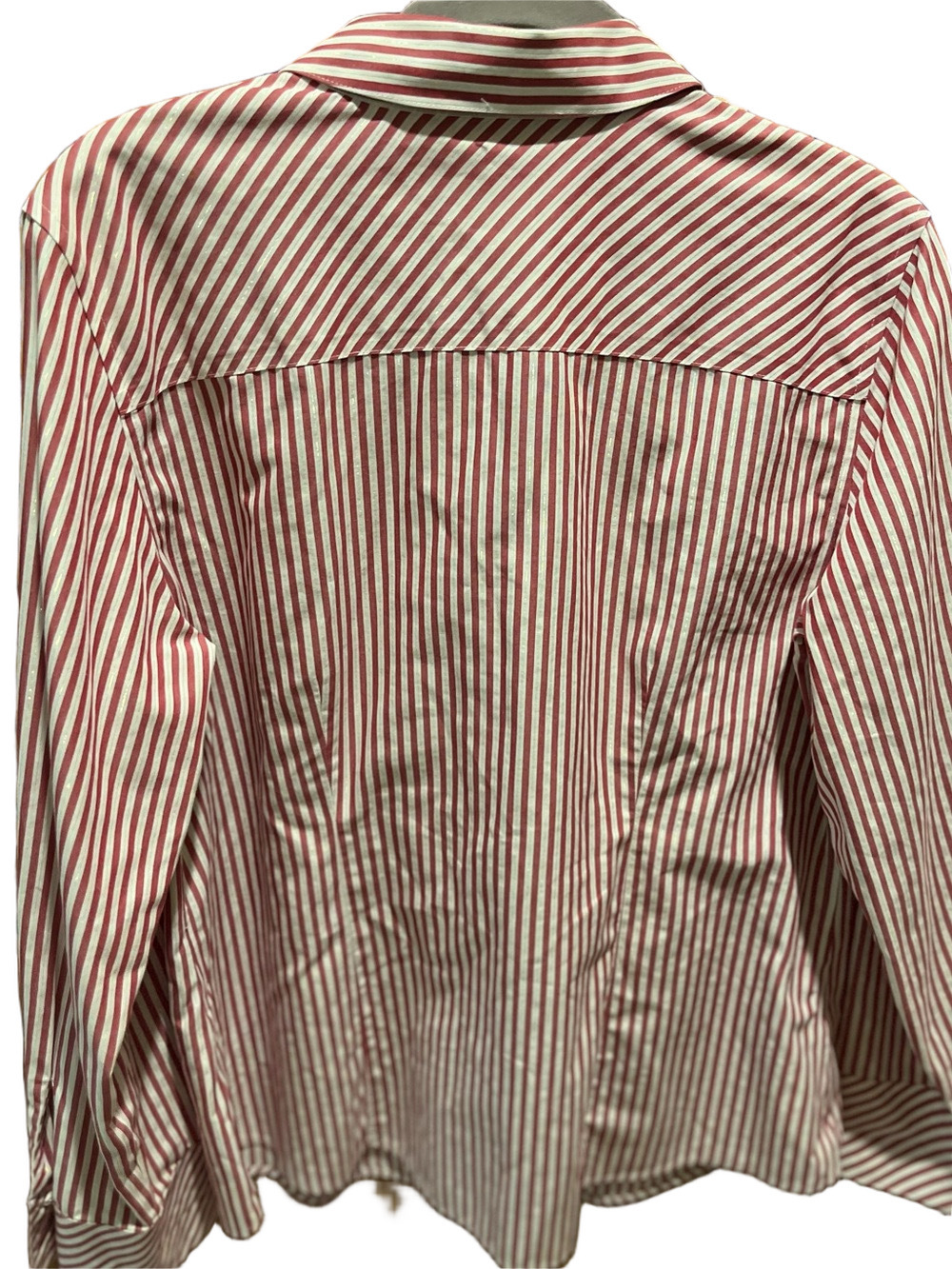 29. WOMENS CHICO’S 2/L DETAIL TOP - Picture 6 of 6